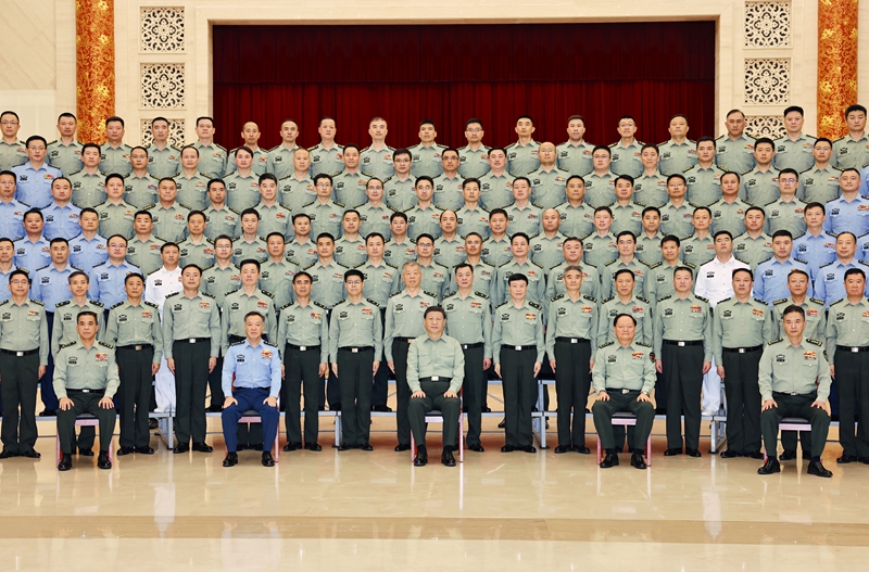 052702-8.jpg 052702-8.jpg