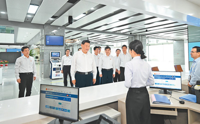 1017-02.jpg 1017-02.jpg