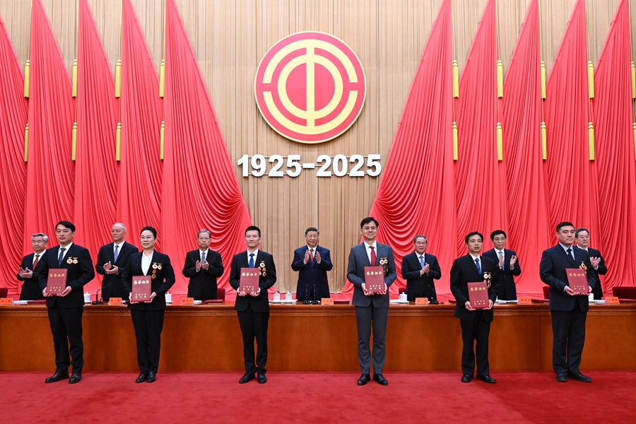 0429-2.jpg 0429-2.jpg