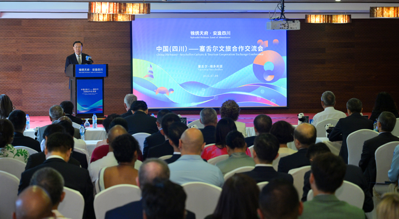 0710-1.jpg 0710-1.jpg