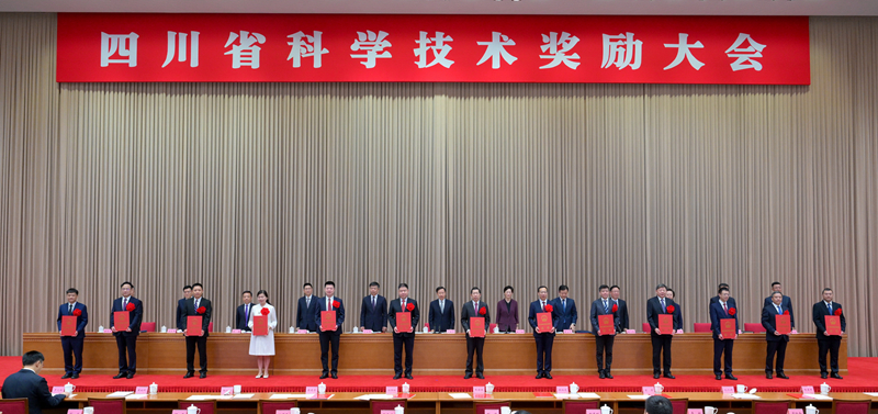 08293-3.jpg 08293-3.jpg