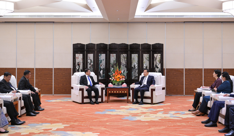 0908-1-1.jpg 0908-1-1.jpg