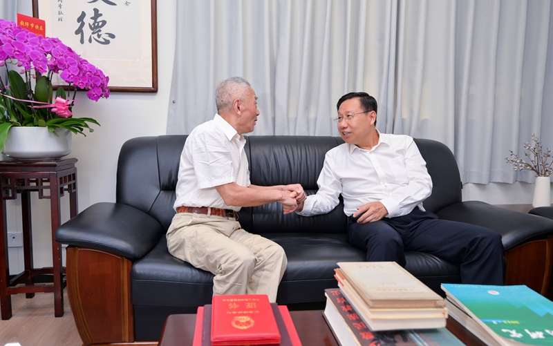 0910-1-1.jpg 0910-1-1.jpg